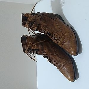 Buskens Vintage Distressed Women's Ankle Boots